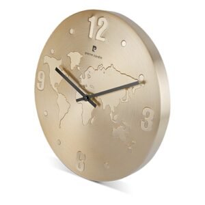 172 € = 10 horloges Pierre Cardin monde / 17.42 € HT